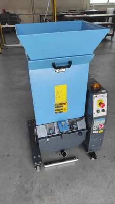 USED 2013 SHINI -