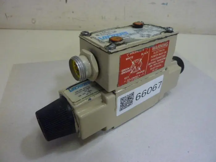 Used VICKERS DG4V32CMPA5WLBP1540 Valves/Fittings Michigan US | Ideal Machinery #701110