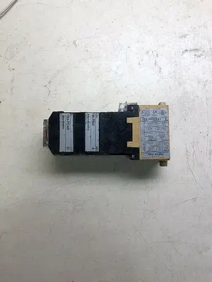 USED ALLEN-BRADLEY 700-PK400A1