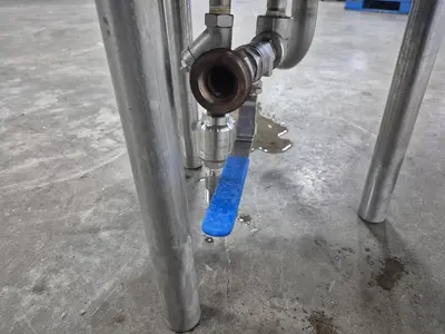 SS 20 Gallon Tank with Heat Exchange Pipe