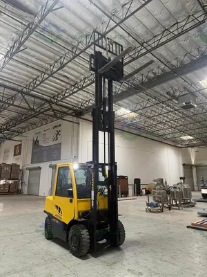 USED HYSTER H90FT FORKLIFT 9000 LBS CAPACITY 3 STAGE MAST W/ HEATING AND AC MFG 21