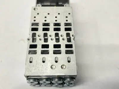 Used FESTO SUB-BASE 533352 W/ 1/4" PUSH-IN FITTINGS Solenoid Valves Michigan US | Maverick Industrial Sales #1092176