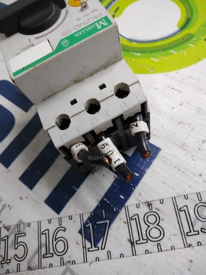 USED MOELLER PKZMO-25