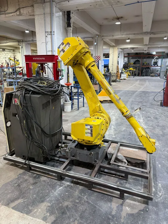 Used FANUC ROBOTICS M-710-20L Robotic Welding Cells Ontario CA | ACES Robotics Ltd #1171908