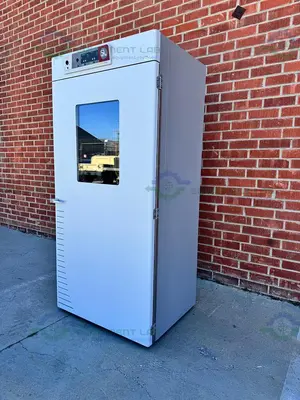 USED SHELDON / SHEL LAB 2440 LARGE CAPACITY UPRIGHT CO2 INCUBATOR 60°C 40 CU. FT.
