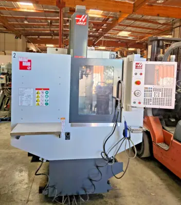 Haas 2019 Machining Centers & Milling Machines | Amiron Machinery (7)