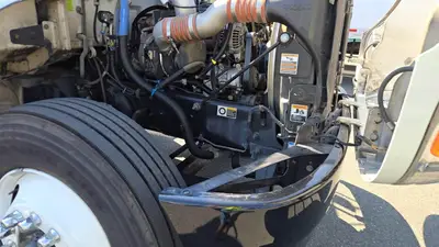 USED 2021 PETERBILT 330