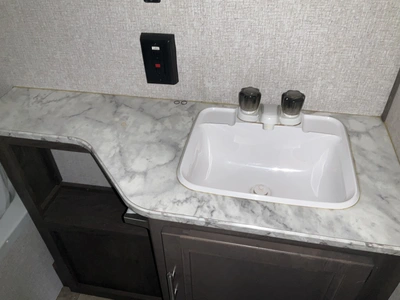 Used 2020 COLEMAN LANTERN Campers, Caravans, Motorhomes Michigan US | Miedema Asset Management Group #1455032