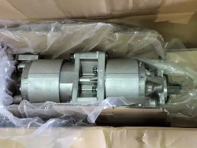 NEW KOMATSU 705-52-42090