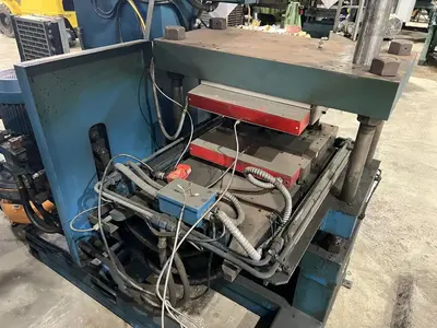 USED 1995 WABASH WABASH V50H-18-BCY PRESS