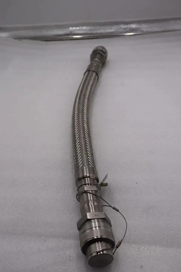 Swagelok Tube Fitting Assembly-300073 MS6739001 SWOFC #3101