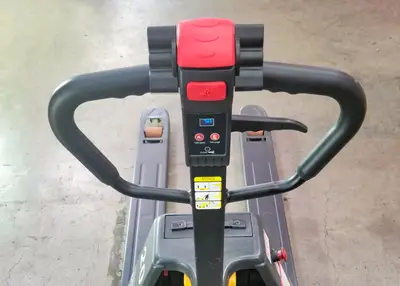 USED 2025 MICROLIFT T20I