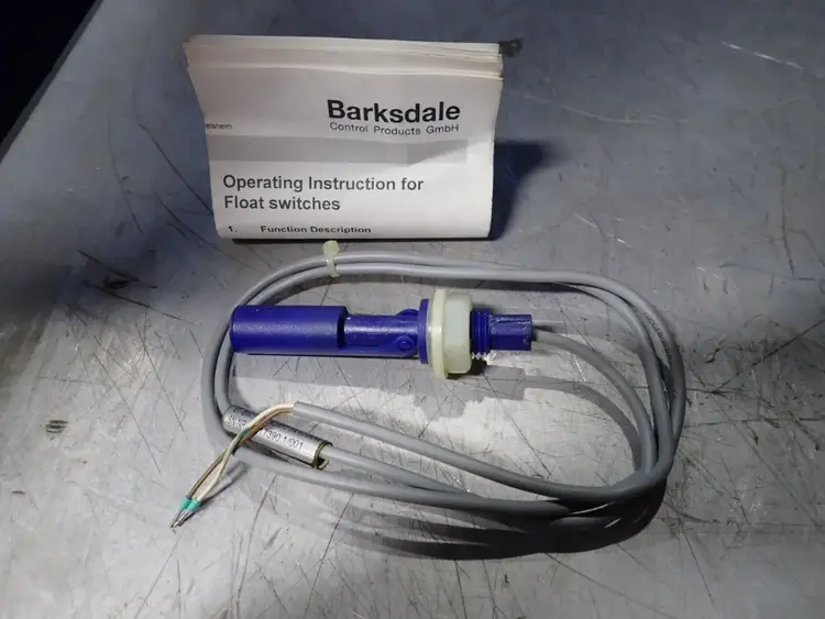 Used BARKSDALE 0111199 UNSPA16/18 Relays & Switches | HGR 24 #739325