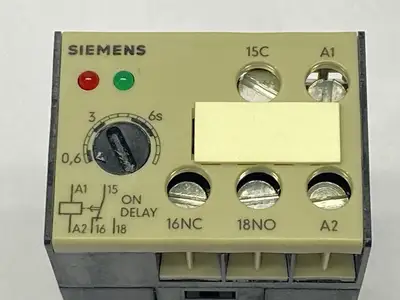 USED SIEMENS SIEMENS 7PX1040-1AJ20