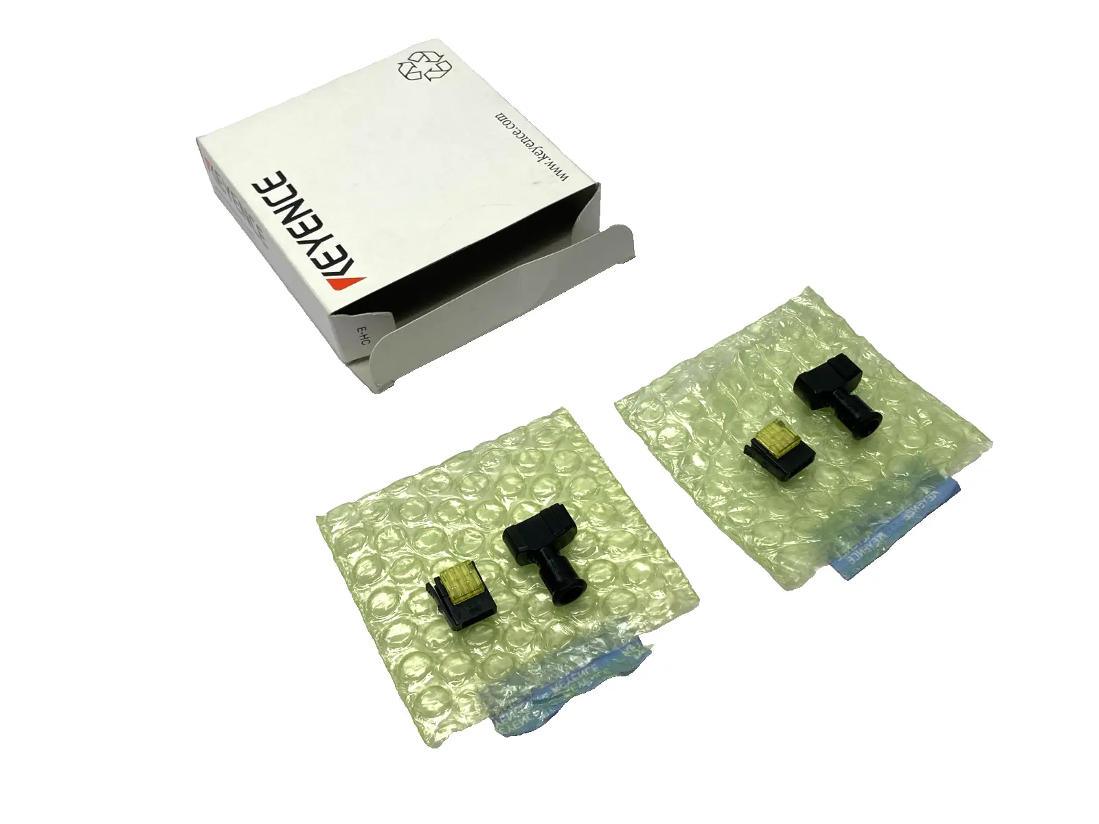 New | in-Stock KEYENCE Connector Set for Sensor-to-Controller Connection LOT OF 2 Connector Accessories Michigan US | Maverick Industrial Sales #1391512