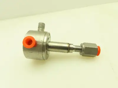 Honeywell Skinner 71395SN1GVM5 Solenoid Valve 3-Way NC 150 PSI 1/8" NPT No Coil