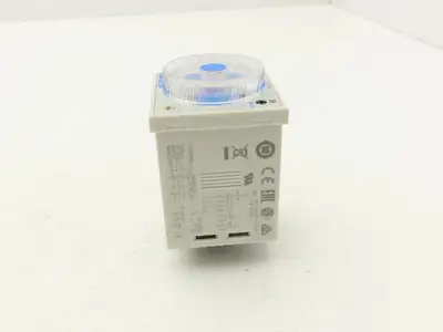 Allen Bradley 700-HR52TA17 Multi Function Timing Relay Ser D 5A 120/240VAC