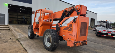 USED 2014 Skytrak 8042