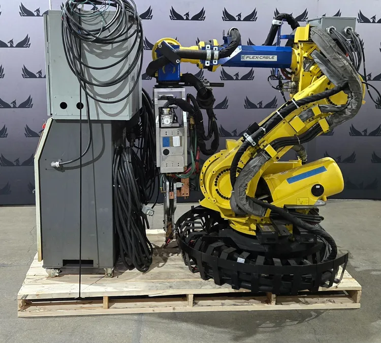 Used 2014 FANUC R-2000iB/210F + R-30iA Robots Michigan US | iGAM Industrial Marketplace #1176407
