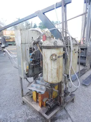 USED CANNON C15 2 PART GLUE/EPOXY GUN