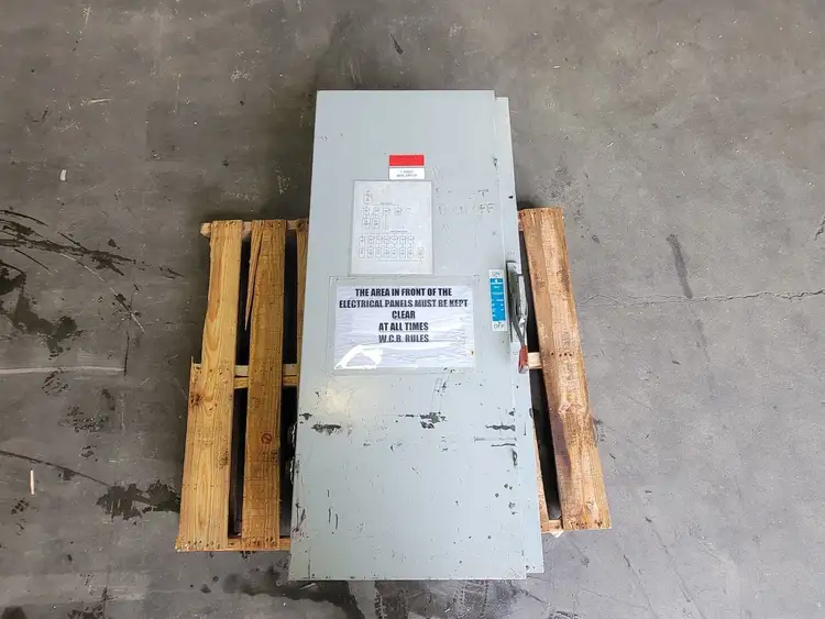 Used COMMANDER 1HD6022N Switchgears British Columbia CA | Lenmark #835374
