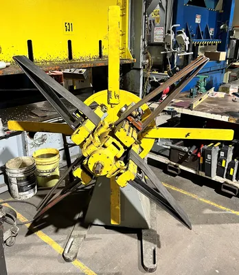 2,500 lbs. x 18" Wide Uncoiler Standard Reel