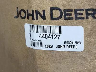 NEW JOHN DEERE 4404127