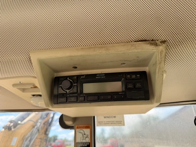 USED JOHN DEERE L06330H659679