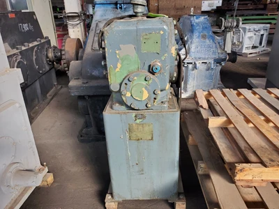 Gearbox for NRM 2.5" Cold Feed Rubber Extruder Model 50-A