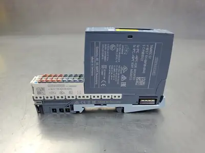 USED Siemens 6ES7131-6BF00-0BA0 Input Module w/6ES7193-6BP00-0DA0 Base Unit.