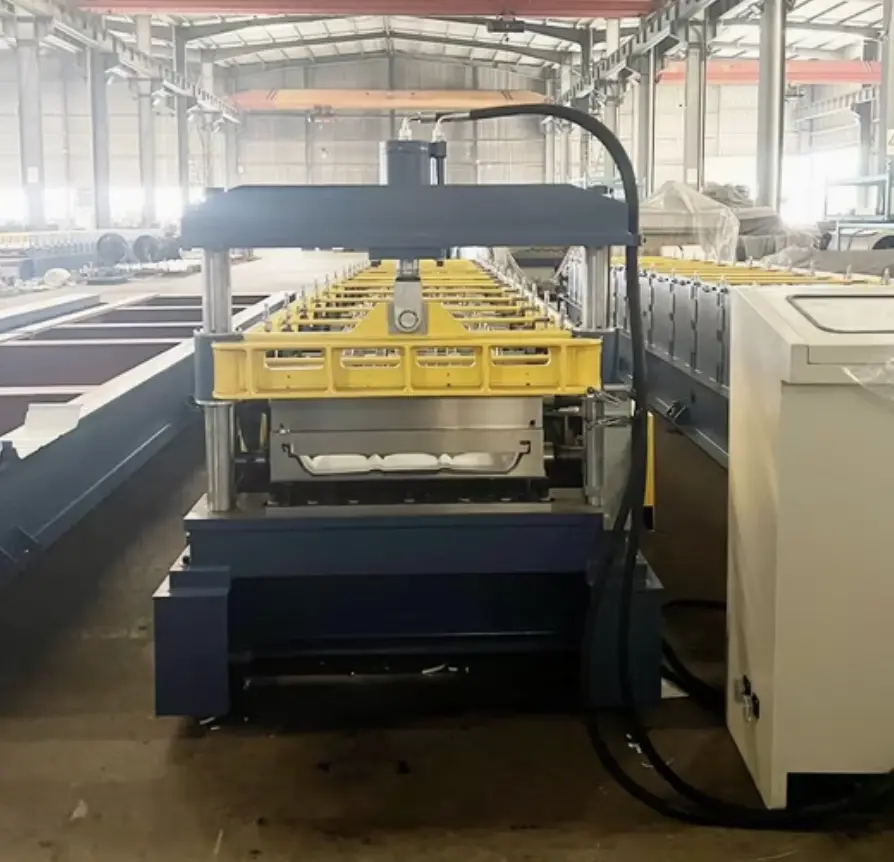 Standing Seam Roofing Roll Forming Machine UAE