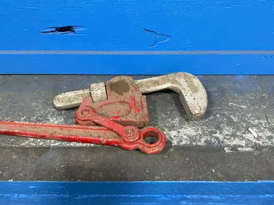 Used THE RIDGE TOOL COMPANY _UNKNOWN_ Wrenches Ohio US | HGR 24 #1358012