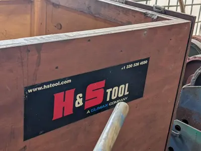 H&S TOOL SMALL FIELD PIPE BEVELING MACHINE: YOBRO #24079