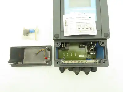 Endress+Hauser CPM152 Digital PH Redox & Temperature Transmitter 115V