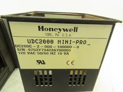 Honeywell DC230B-CE-00-10-0000000-00-0 Mini Pro Temp Controller 90-250VAC