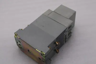 ALLEN BRADLEY 700-RT20N200A1 SERIES B STOCK 5517