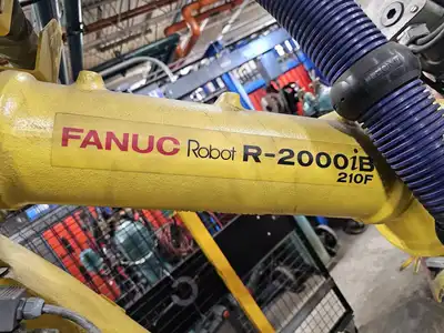USED 2015 FANUC R-200IB/210F