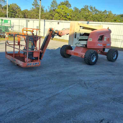 USED 2017 JLG 450AJ