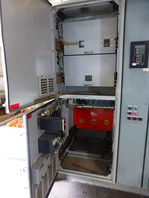 GE Powervac Switchgear w/ VB1 13.8-1000-3, 15KV, 1200A Breaker
