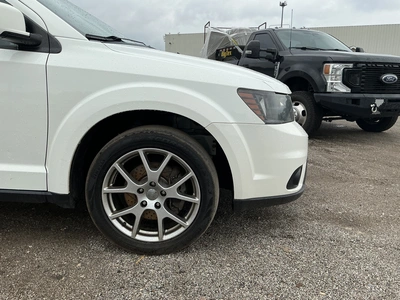 USED 2015 DODGE JOURNEY
