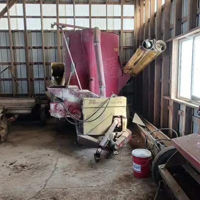 Used NEW HOLLAND 358 Grinder Mixer Nebraska US | Trustworthy Equipment #1403392