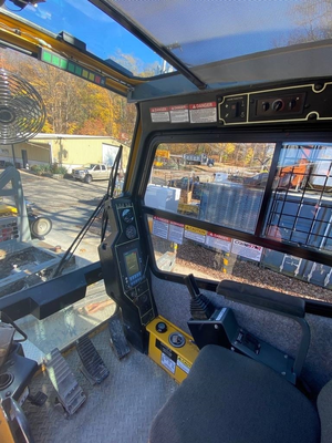 Used 2013 GROVE TMS 700 E Truck-Mounted Cranes Connecticut US | Quality Cranes & Equipment #1485721