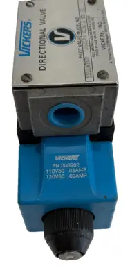NEW VICKERS DG4S4W-012A-B-60 DIRECTIONAL PILOT VALVE 02-119767 W/868982 COIL 120
