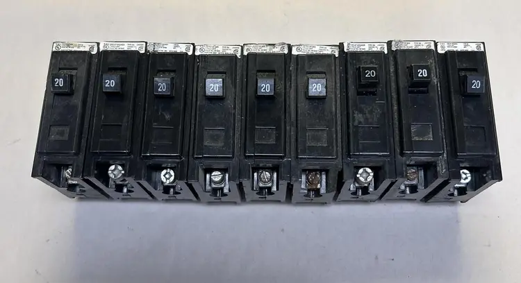 Used CUTLER-HAMMER BA120 Switchgears Ohio US | Surplus Asset Holdings #1184857
