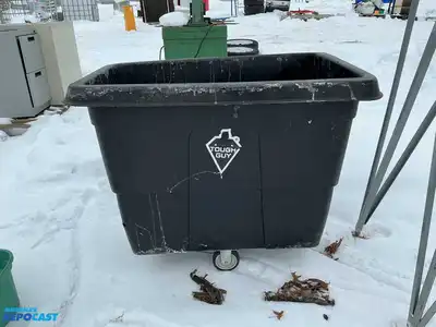 Rolling Trash plastic Bag - rolls good but is a little tipsy per seller