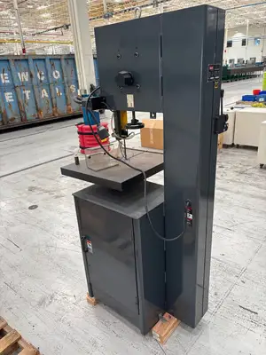 USED DAKE V-16 VERTICAL BANDSAW