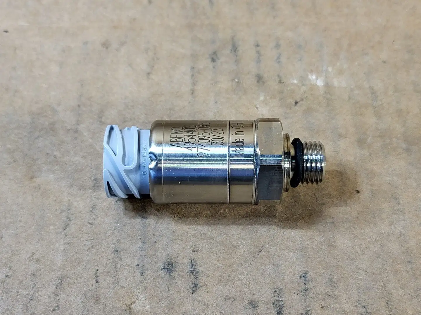 NEW CUMMINS 4954405