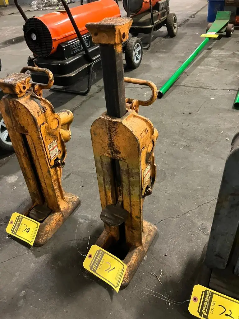 Used _UNKNOWN_ _UNKNOWN_ Jack Lifters Ohio US | Myron Bowling Auctioneers Inc #1504650