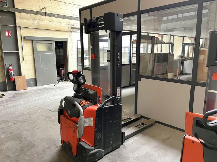 Used TOYOTA 1600 KG Misc Forklifts | Apt International N.V #373772