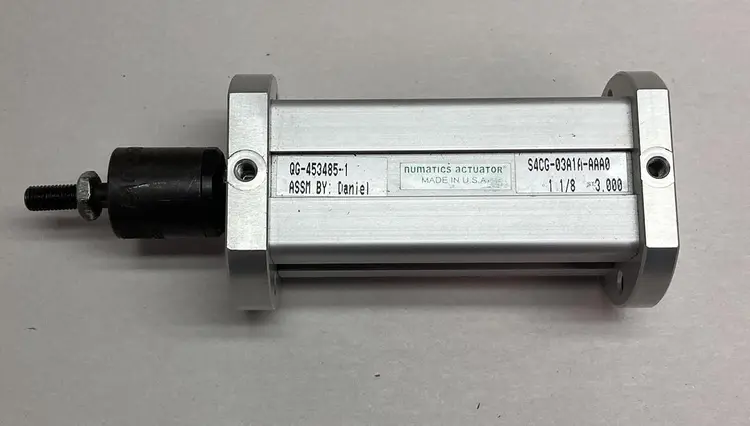 New | in-Stock NUMATICS S4CG-03A1A-AAA0 Pneumatic Cylinders Ohio US | Surplus Asset Holdings #1365752